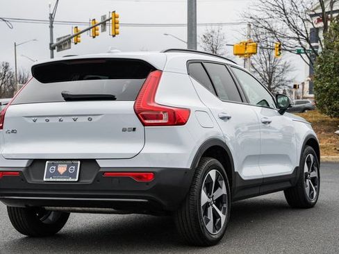 Used 2026 Volvo XC40 B5 Plus w/ Protection Package Premier AWD/4WD image 4