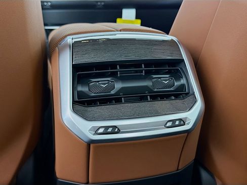 New 2026 BMW 740i w/ Executive Package RWD image 27