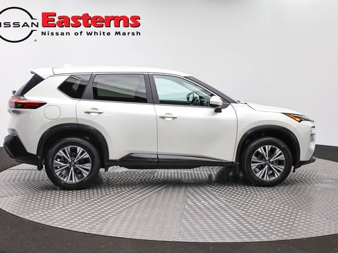 Used 2023 Nissan Rogue SV AWD/4WD image 4
