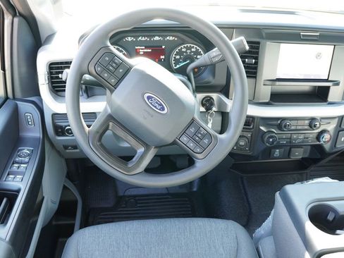 New 2026 Ford F250 XL w/ XL Chrome Package image 13