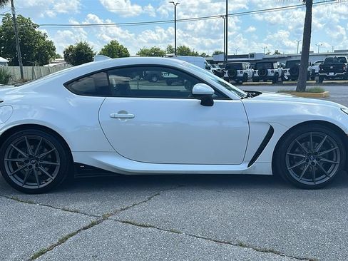 Used 2022 Subaru BRZ Limited RWD image 6
