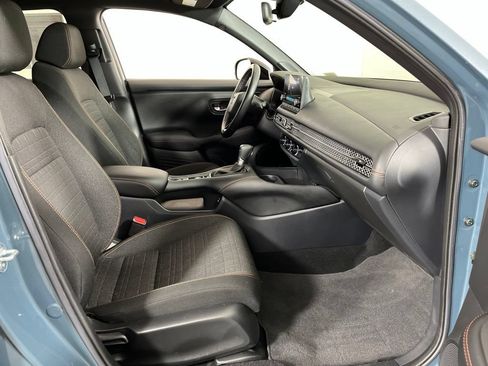 Certified 2024 Honda HR-V Sport image 8