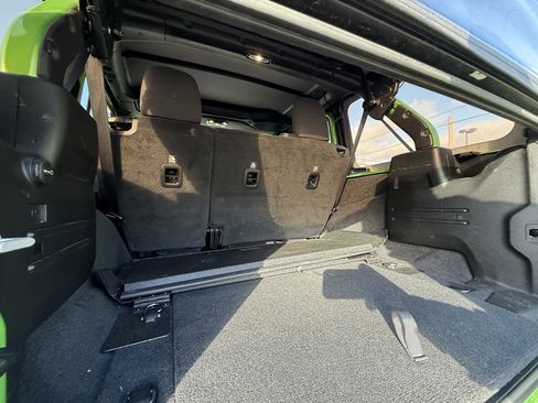 Used 2019 Jeep Wrangler Unlimited Sport S image 26
