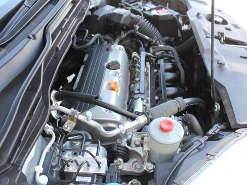 Used 2010 Honda CR-V LX image 30