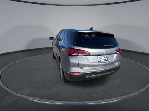 Used 2024 Chevrolet Equinox LT AWD/4WD image 7
