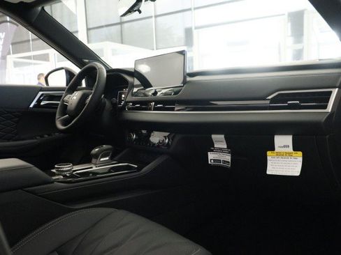 New 2026 Mitsubishi Outlander SEL Black Edition FWD image 17