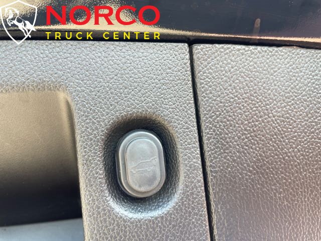 Used 2019 GMC Yukon XL SLT AWD/4WD image 13