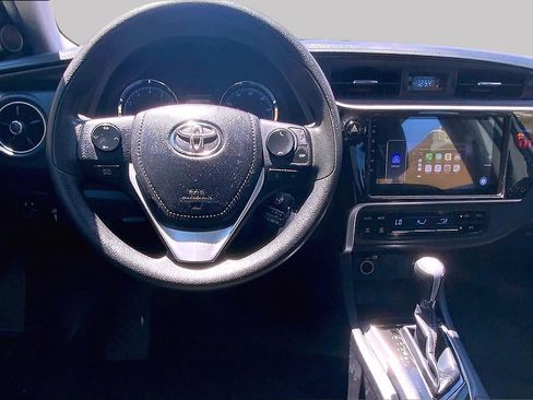Used 2019 Toyota Corolla LE FWD image 6