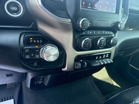 Used 2020 RAM 1500 Laramie AWD/4WD image 30