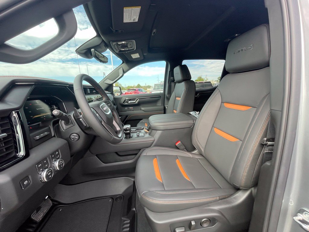 New 2026 GMC Sierra 1500 AT4 w/ AT4 Premium Package AWD/4WD image 11
