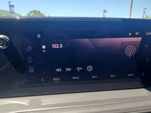 Used 2025 Buick Encore GX Preferred AWD/4WD image 16