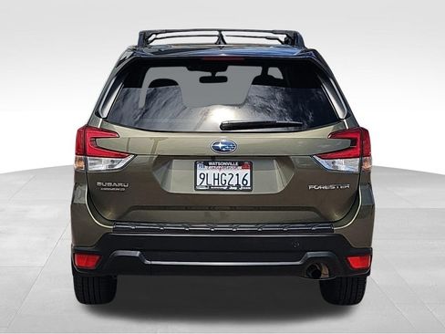 Used 2024 Subaru Forester Premium AWD/4WD image 4