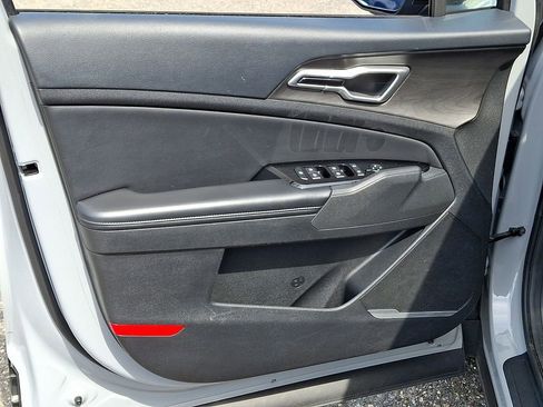 Certified 2023 Kia Sportage X-Line w/ X-Line Premium Package image 12