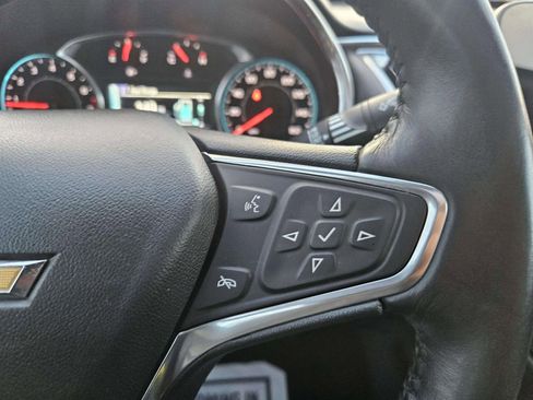 Used 2017 Chevrolet Malibu LT w/ Leather Package image 29