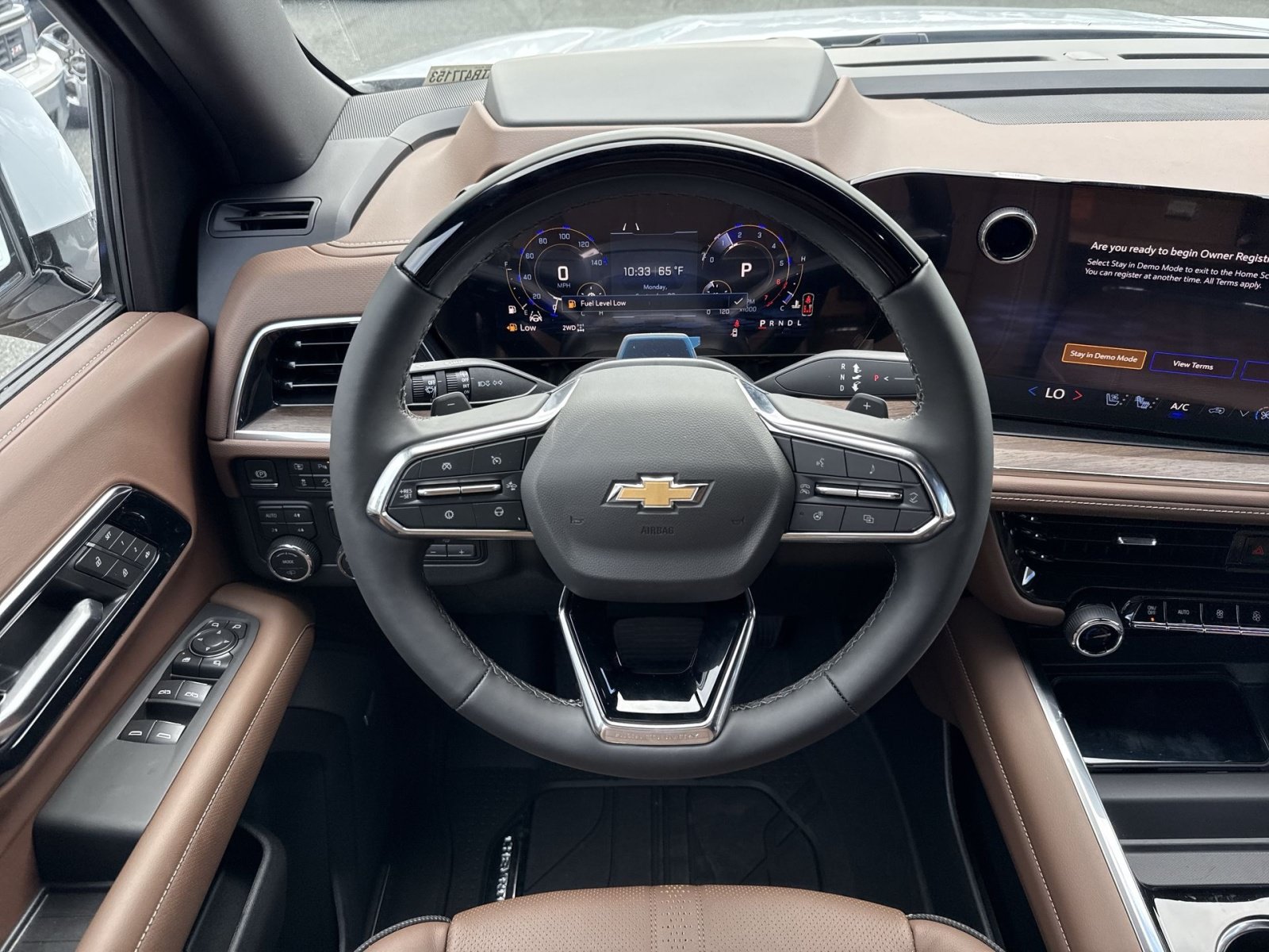 New 2026 Chevrolet Tahoe High Country AWD/4WD image 17