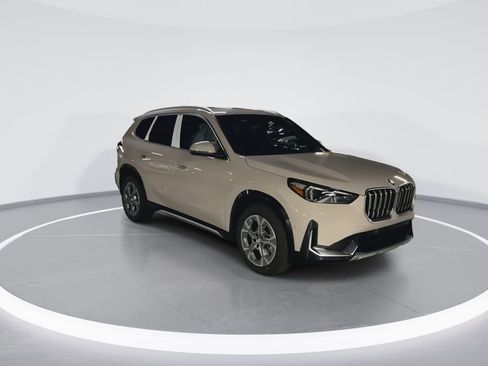 New 2026 BMW X1 xDrive28i w/ Convenience Package image 2