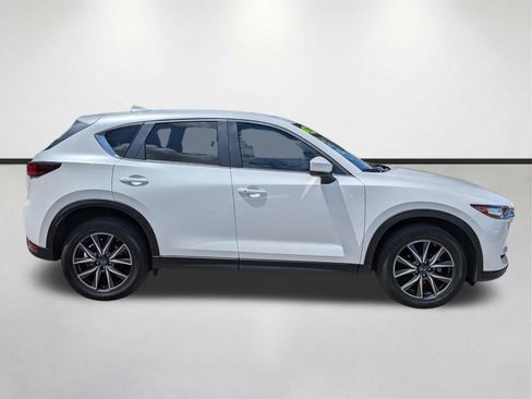 Used 2018 MAZDA CX-5 Touring w/ Preferred Equipment Package AWD/4WD image 3