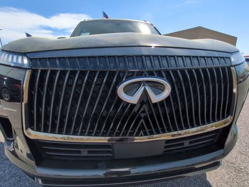 New 2026 INFINITI QX80 Autograph w/ Autograph Exterior Package AWD/4WD image 3
