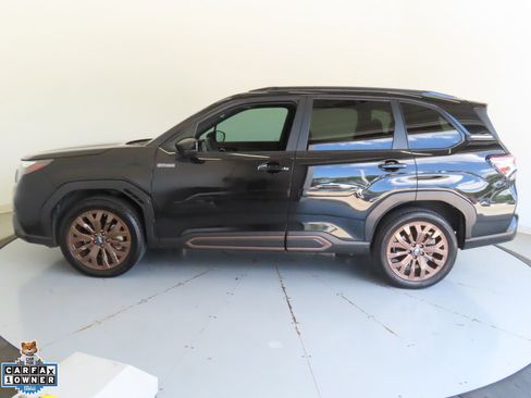 Used 2025 Subaru Forester Sport AWD/4WD image 7