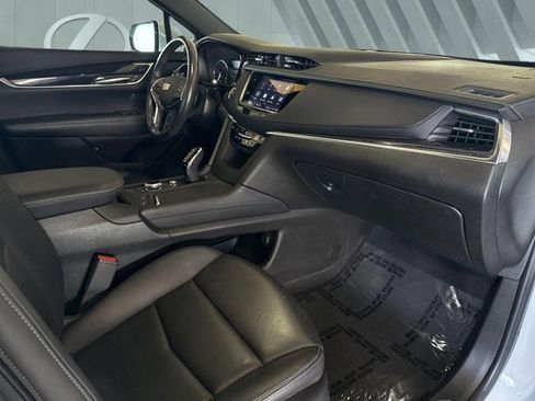 Used 2022 Cadillac XT5 Premium Luxury image 27