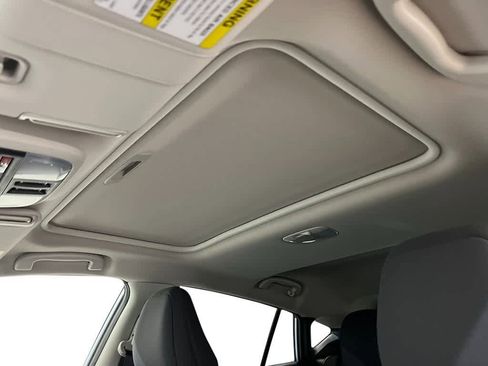 Certified 2025 Subaru Crosstrek 2.0i Premium image 23