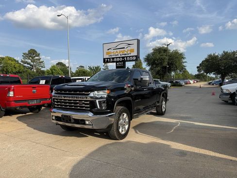 Used 2021 Chevrolet Silverado 2500 LTZ w/ LTZ Convenience Package AWD/4WD image 3