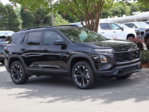 New 2026 Chevrolet Equinox RS w/ Convenience Package III FWD image 2