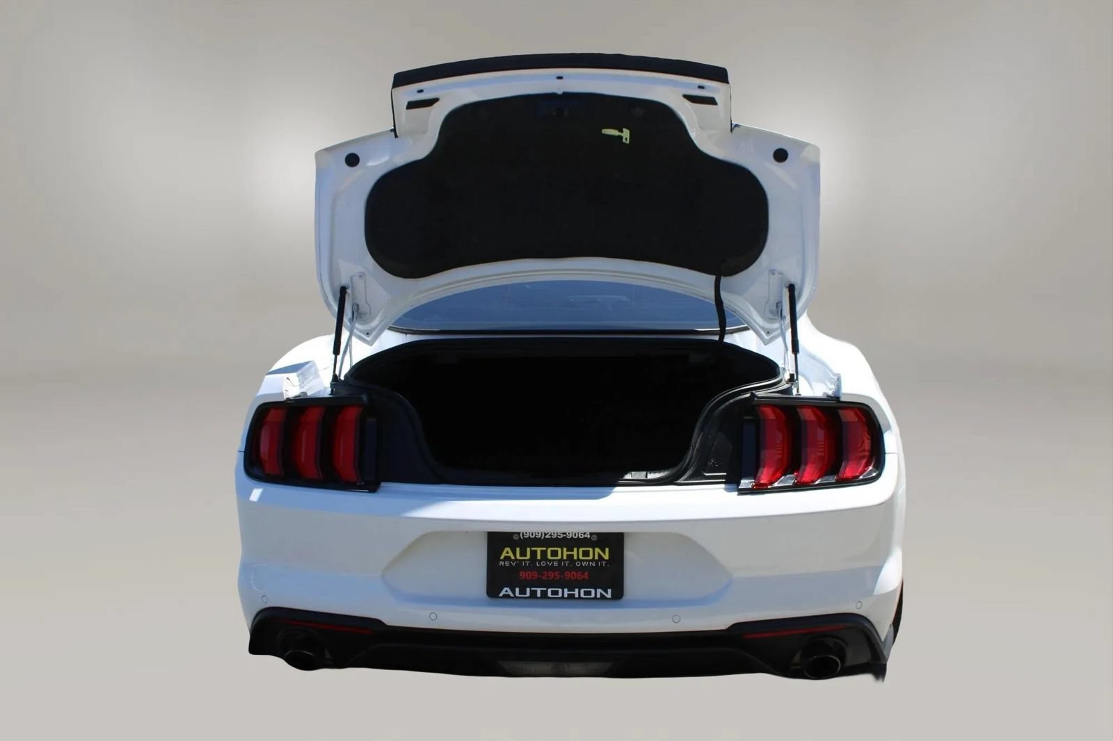 Used 2022 Ford Mustang Premium RWD image 32