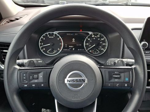 Used 2021 Nissan Rogue SV AWD/4WD image 18