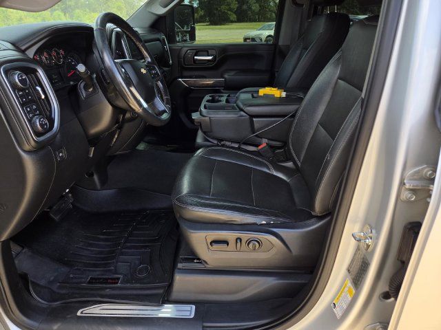 Used 2020 Chevrolet Silverado 2500 LTZ w/ Z71 Off-Road Package AWD/4WD image 22