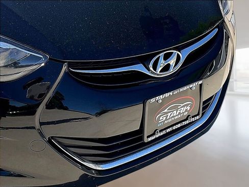 Used 2013 Hyundai Elantra Sedan FWD image 30