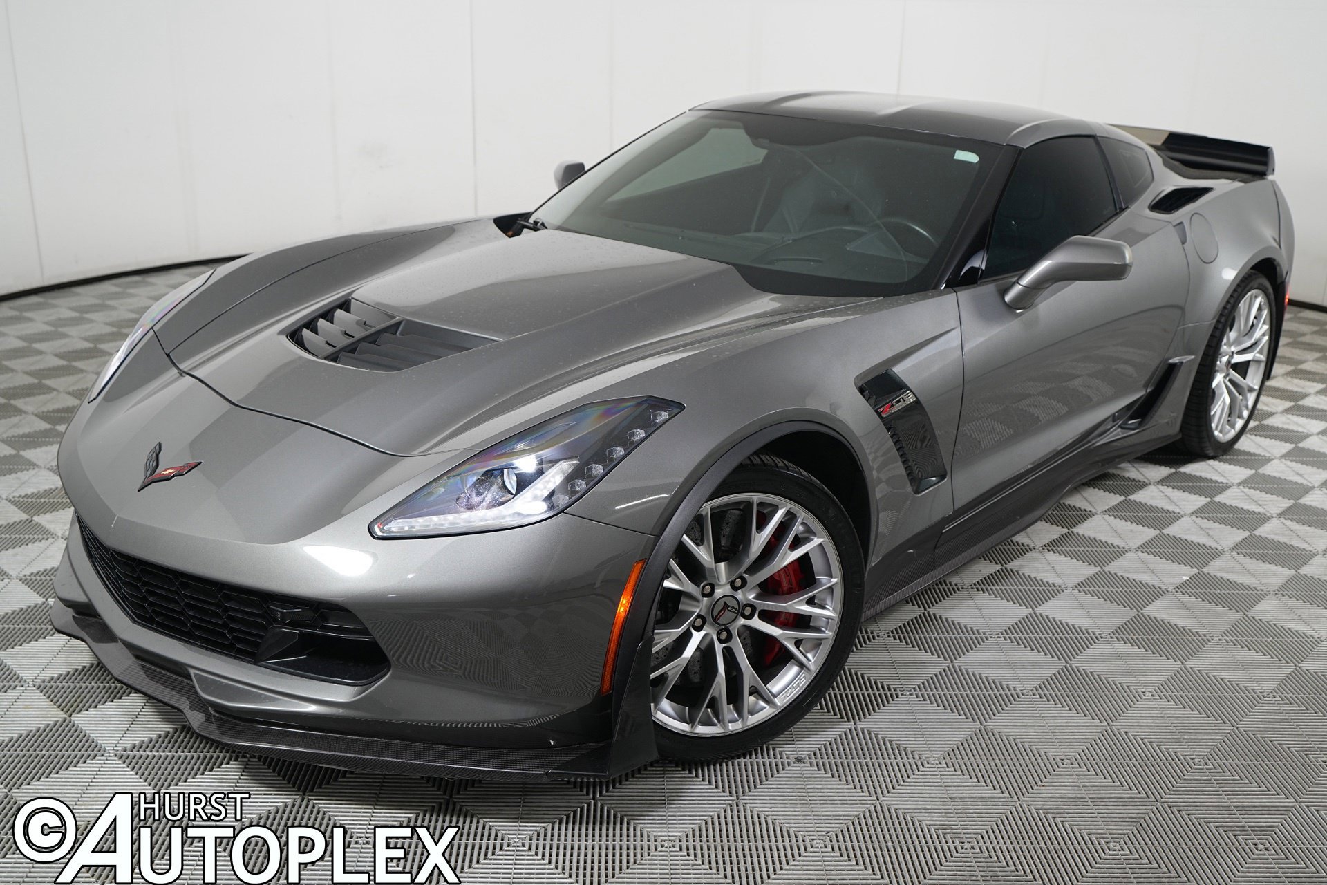 Used 2016 Chevrolet Corvette Z06 w/ 3LZ Preferred Equipment Group RWD image 1