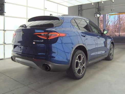 Used 2022 Alfa Romeo Stelvio Ti image 6