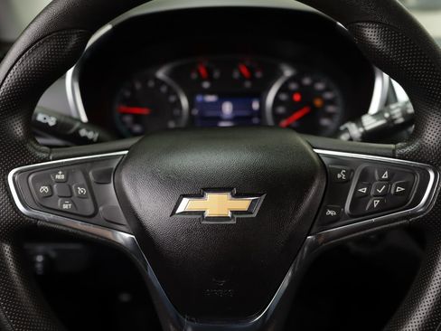 Used 2019 Chevrolet Equinox LT FWD image 10