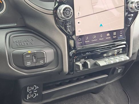 New 2026 RAM 3500 Tradesman AWD/4WD image 25