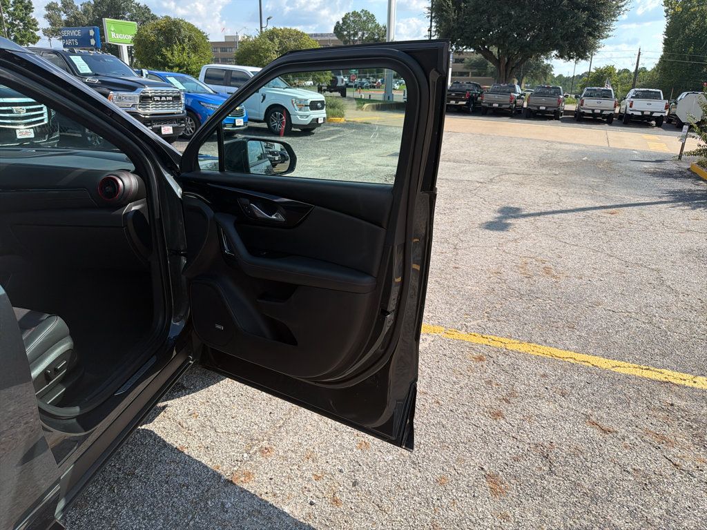 Used 2019 Chevrolet Blazer RS FWD image 22