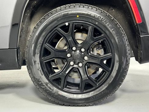 Used 2023 Jeep Wagoneer Series II AWD/4WD image 41