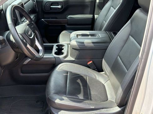 Used 2022 GMC Sierra 1500 SLT w/ SLT Premium Package AWD/4WD image 5