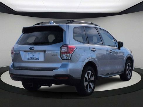 Used 2017 Subaru Forester 2.5i Premium w/ Popular Package #2A image 8