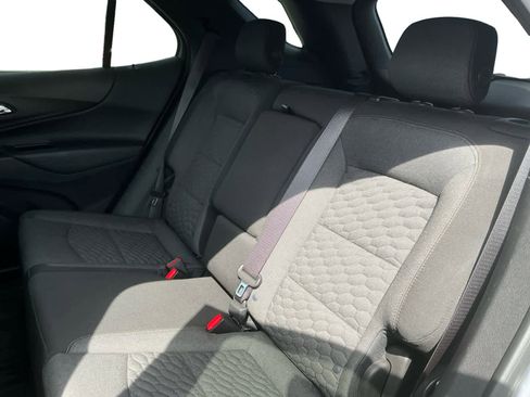 Used 2018 Chevrolet Equinox LT image 13