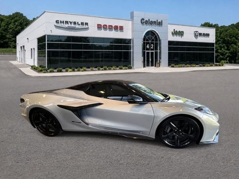 Used 2024 Chevrolet Corvette Z06 RWD image 6