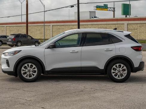 Certified 2023 Ford Escape Active w/ Tech Pack #1 FWD image 5