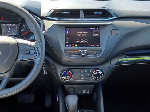 Used 2023 Chevrolet TrailBlazer LS image 28