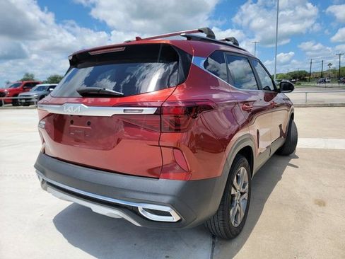 Used 2023 Kia Seltos S w/ Navigation Package FWD image 7