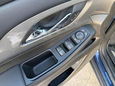 Certified 2023 Chevrolet Traverse LT w/ LPO, Floor Liner Package image 39