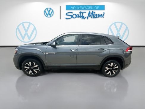 Certified 2023 Volkswagen Atlas Cross Sport SE FWD image 4