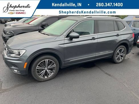 Used 2018 Volkswagen Tiguan SEL AWD/4WD image 1