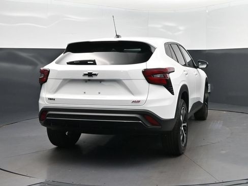 New 2026 Chevrolet Trax RS FWD image 7