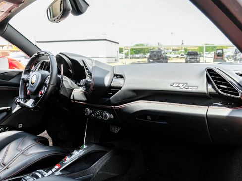 Used 2017 Ferrari 488 Spider RWD image 12