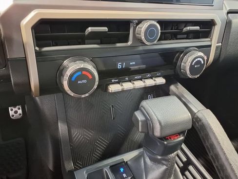 Used 2024 Toyota Tacoma TRD Sport AWD/4WD image 14